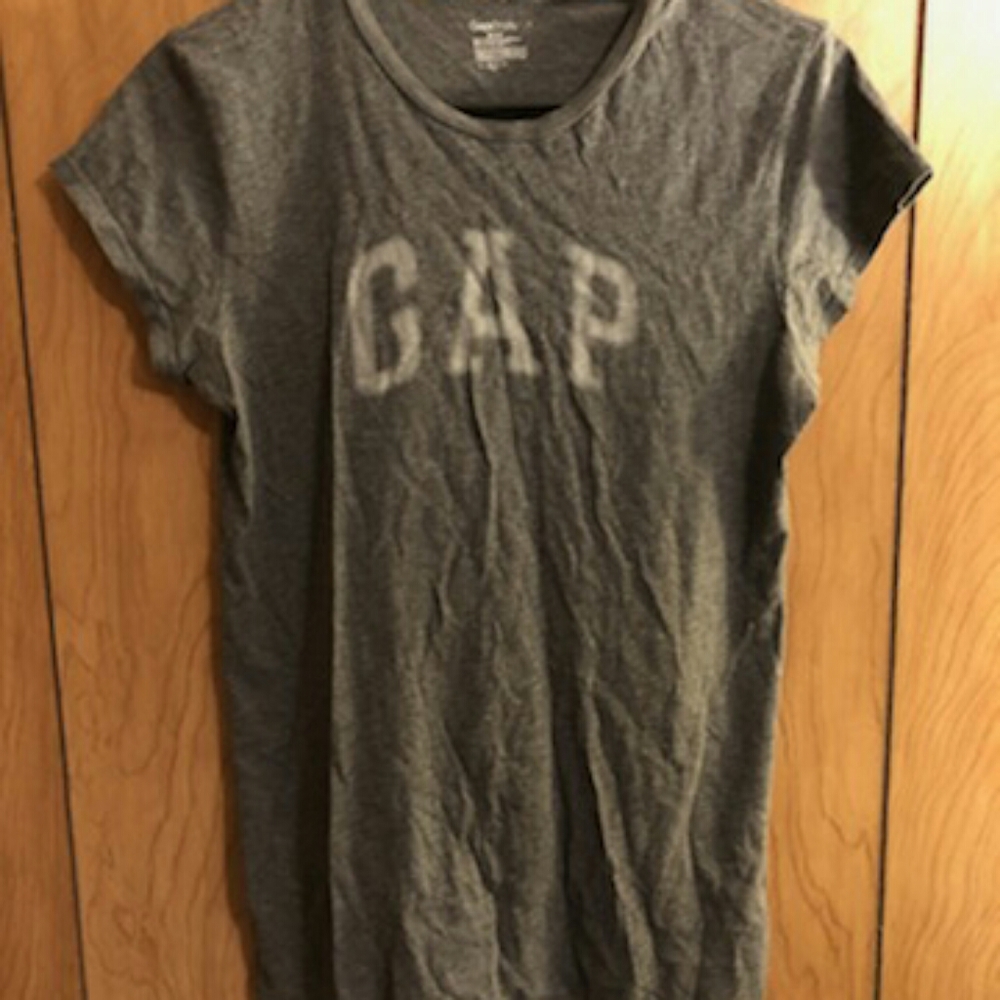 Gap Tee